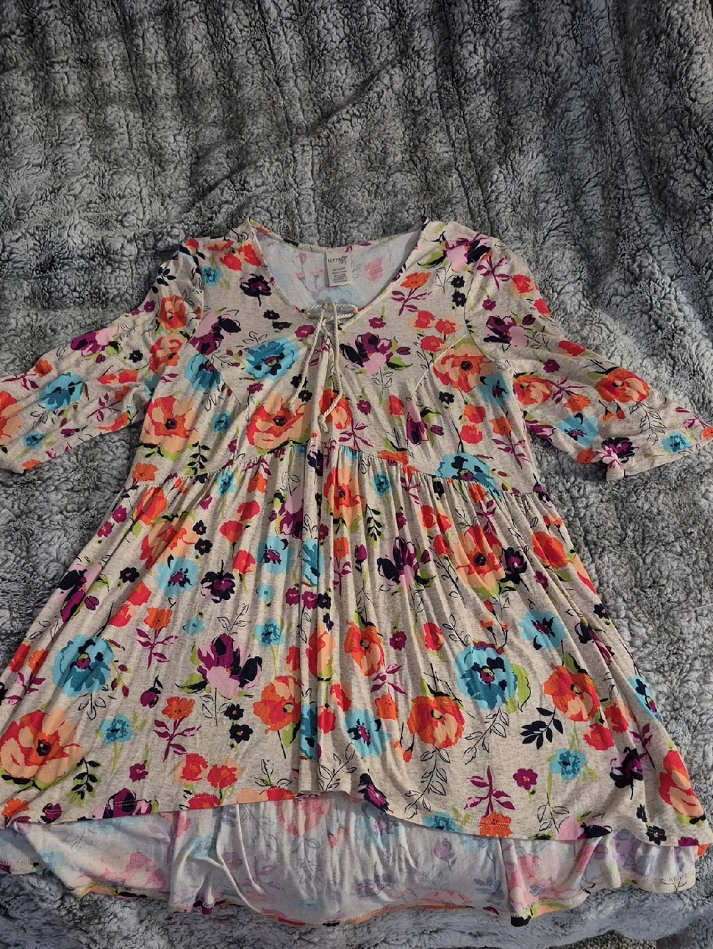 Terra & Sky 🖤 Multicolor Floral High-Low Knit Tunic (693)